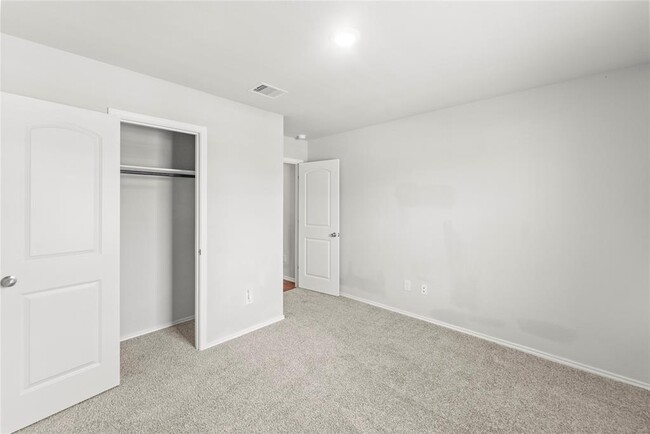 Building Photo - 20926 Belmont Village Wy