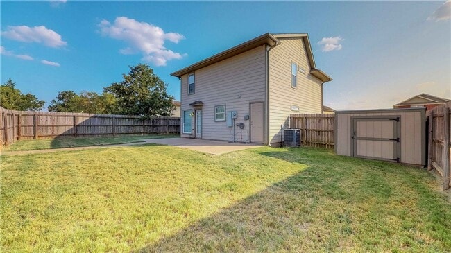 Building Photo - 4023 Southern Trace Dr