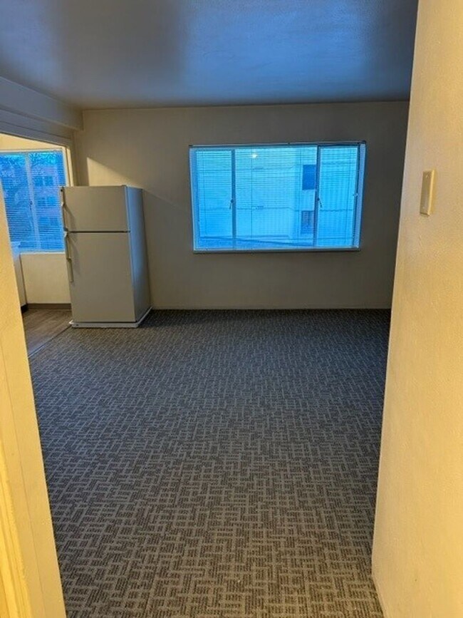 Interior Photo - Eugene Manor Apartments