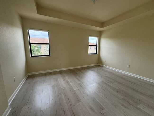 Building Photo - 3317 W 90th St