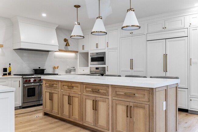 Building Photo - 3 Field St