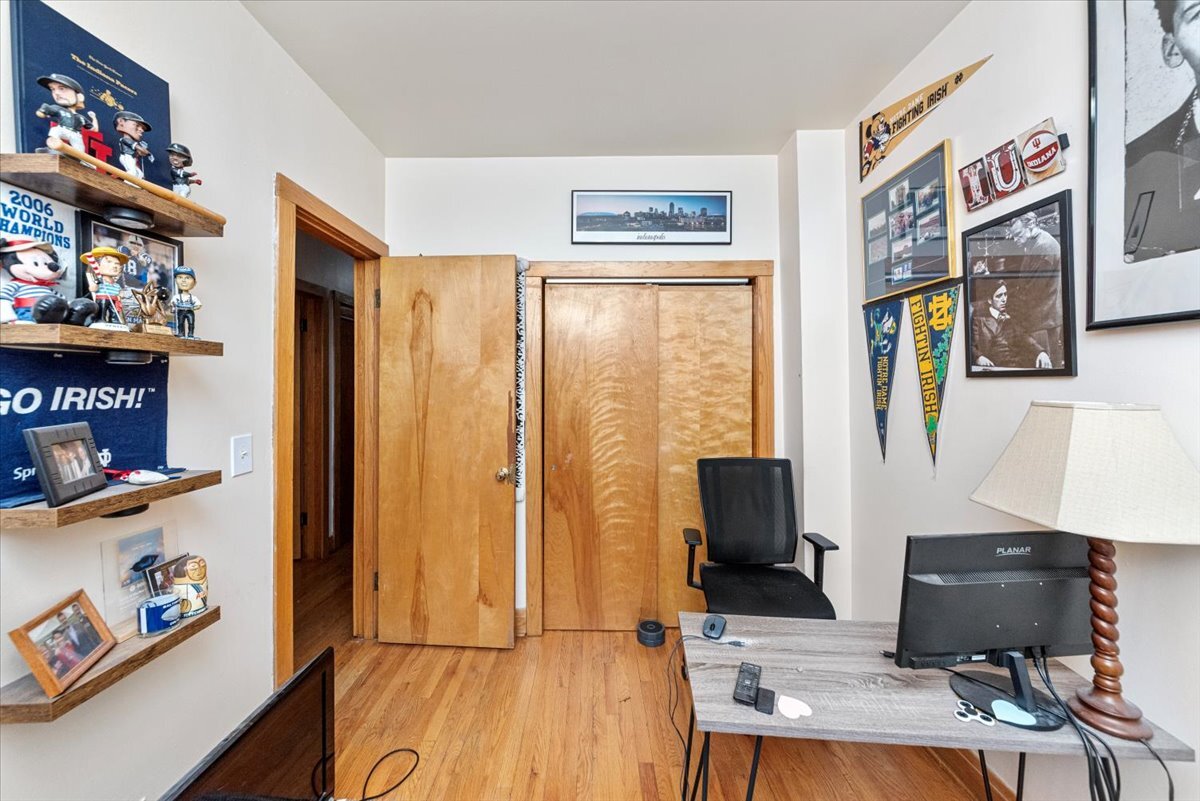 Building Photo - 910 W Gunnison St