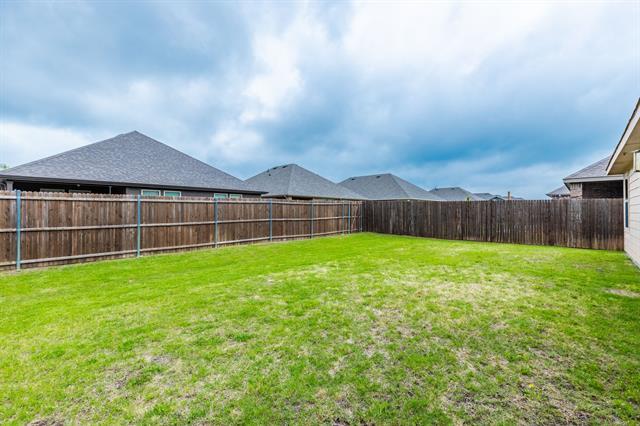 Building Photo - 605 Rawhide Way