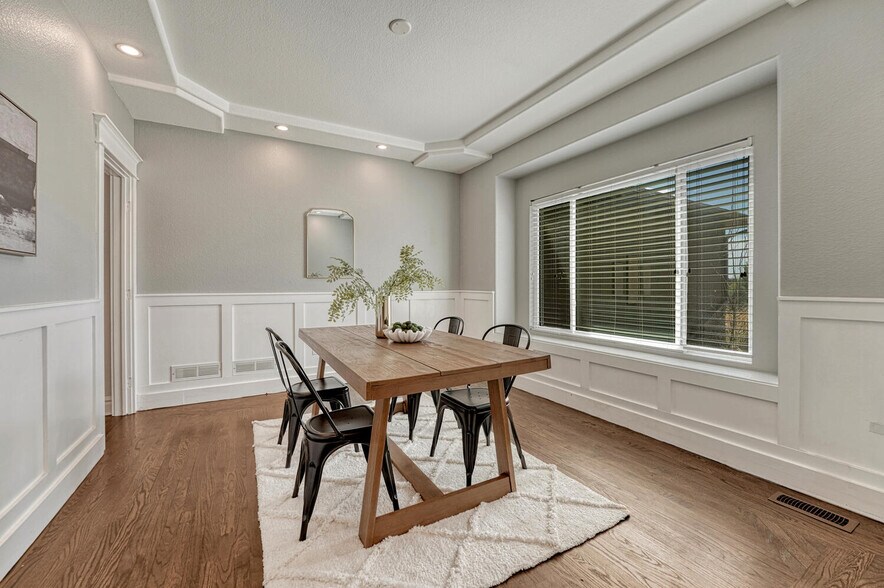 Building Photo - 7170 Windwood Way