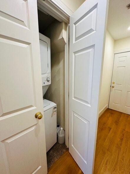 Building Photo - 10 Selkirk Rd