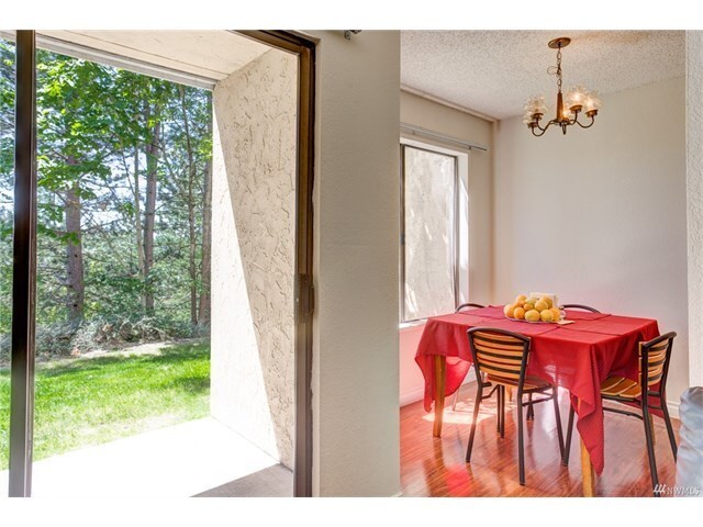 Building Photo - Cozy 1 bedroom in the heart of Kingsgate neighborhood