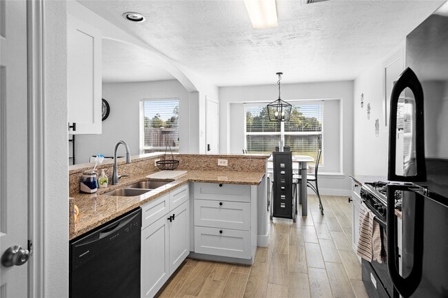 Building Photo - 2515 Bammelwood Dr