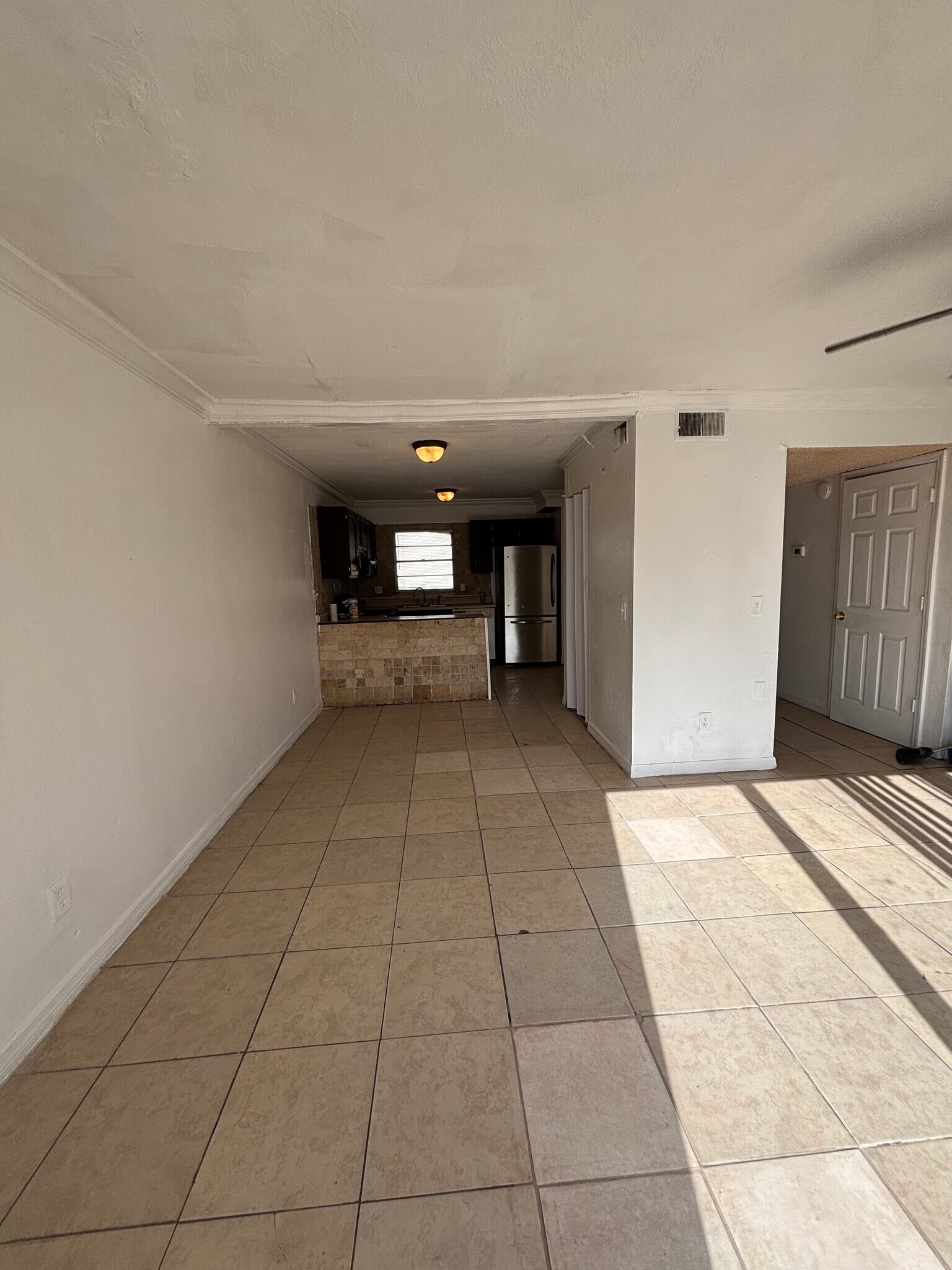Building Photo - 5148 Tennis Court Cir