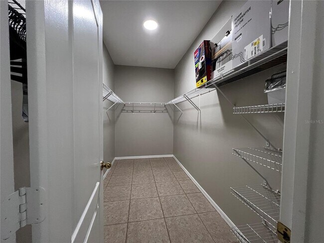 Building Photo - 3057 Brightwater Ct