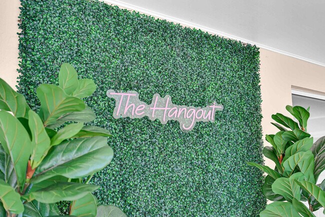 Building Photo - 897 Imperial Dr