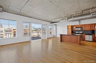 Building Photo - 1499 Blake St