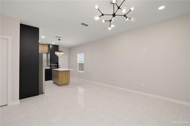 Building Photo - 20 Larkspur Ave