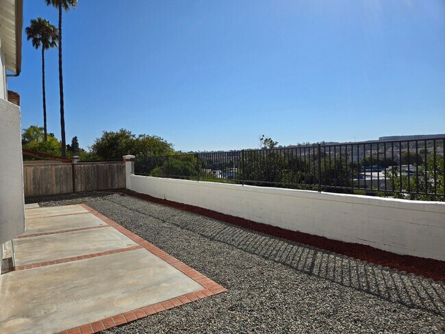 Building Photo - 4254 Via Clemente