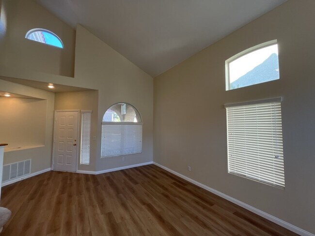 Building Photo - Encounter the ultimate luxury living experience with this 4-bedroom, 2197 sq ft house