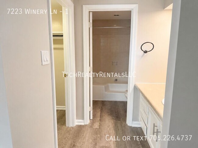 Building Photo - 7223 Winery Ln