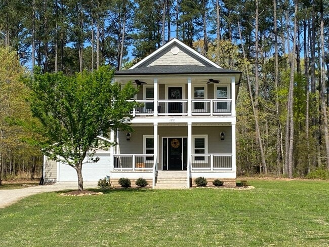 Building Photo - Charleston Charm on Lake Gaston -- HubQuar...