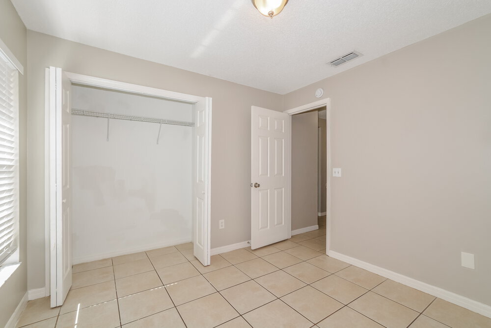 Building Photo - 320 MacGregor Rd