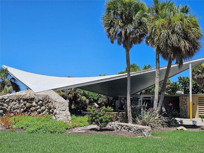 Building Photo - 744 Cadiz Rd