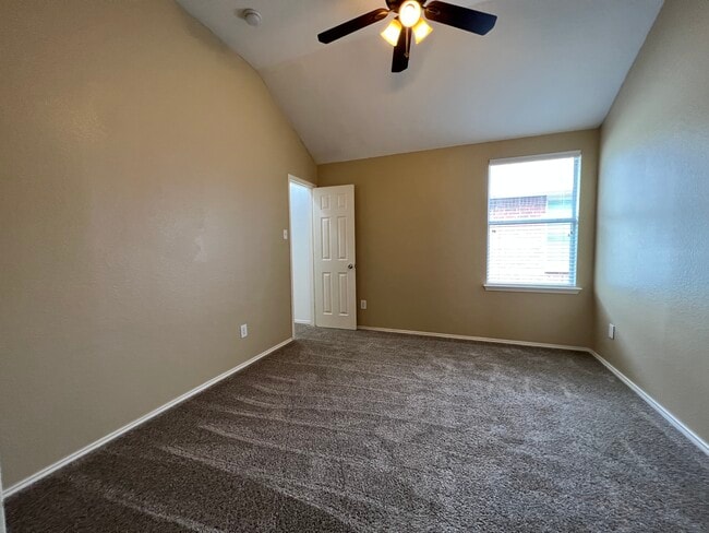 Building Photo - 10125 Coolidge Dr