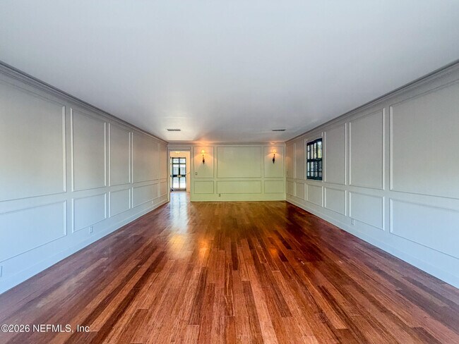 Building Photo - 2950 St Johns Ave