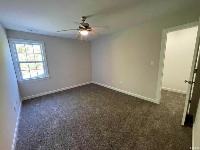 Building Photo - 112 Worthington Ct