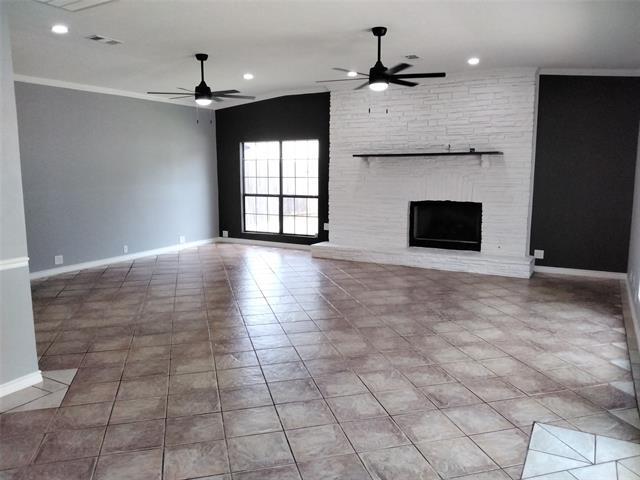 Building Photo - 2317 Meadow Dale