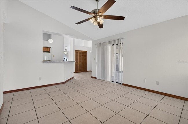 Building Photo - 4059 Waterview Loop