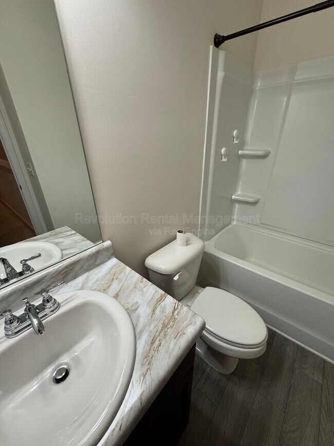 Building Photo - 36 Felton Pl