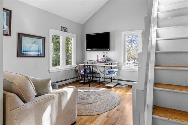 Building Photo - 391 Valley Rd