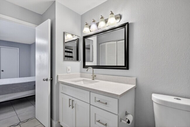 Building Photo - 1740 Palm Cove Blvd