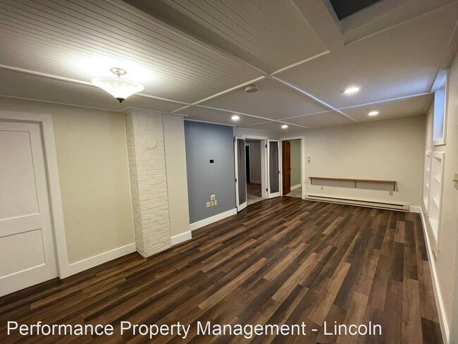 Building Photo - 4 br, 2 bath House - 1525 South 11th Street