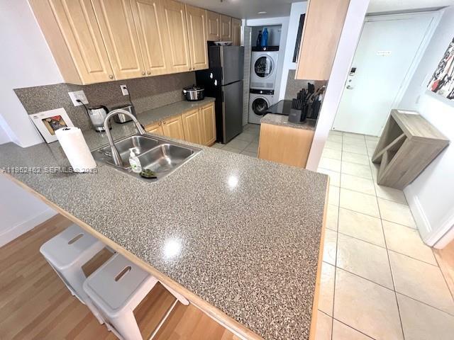 Building Photo - 1717 N Bayshore Dr