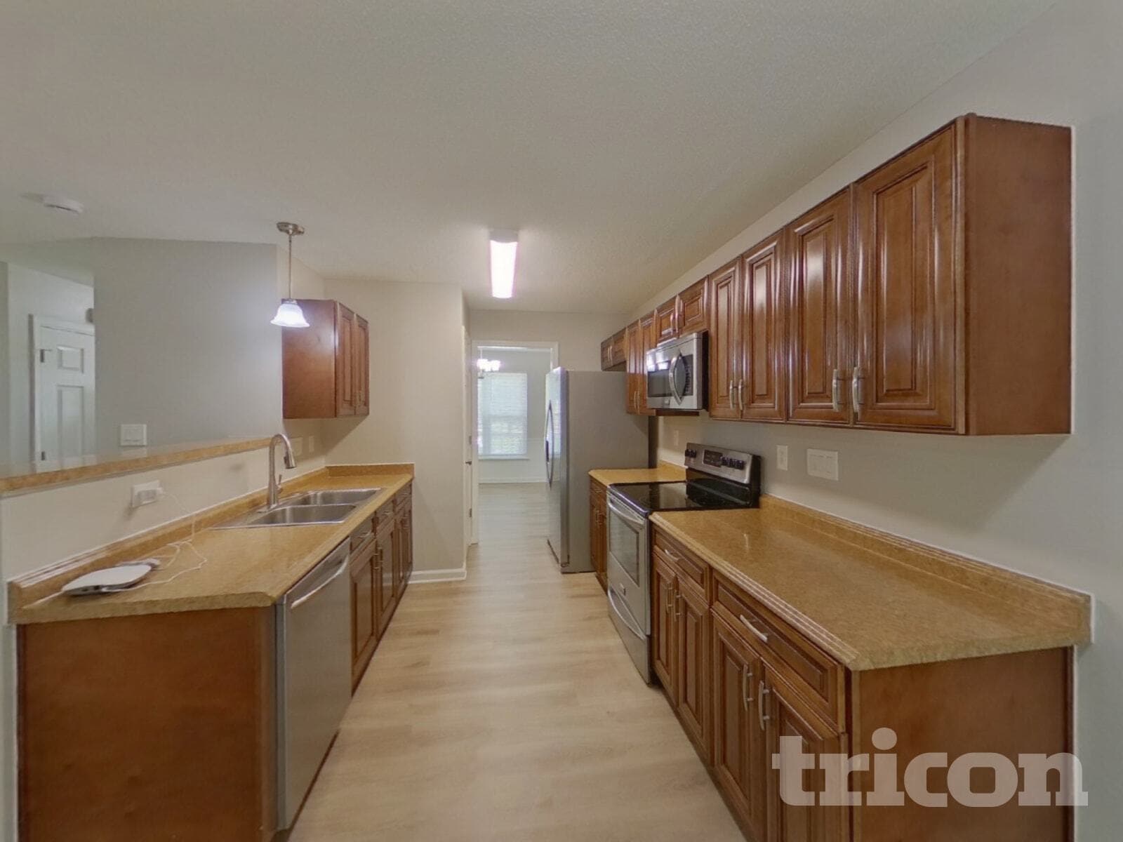 Building Photo - 701 Barbee Farm Dr