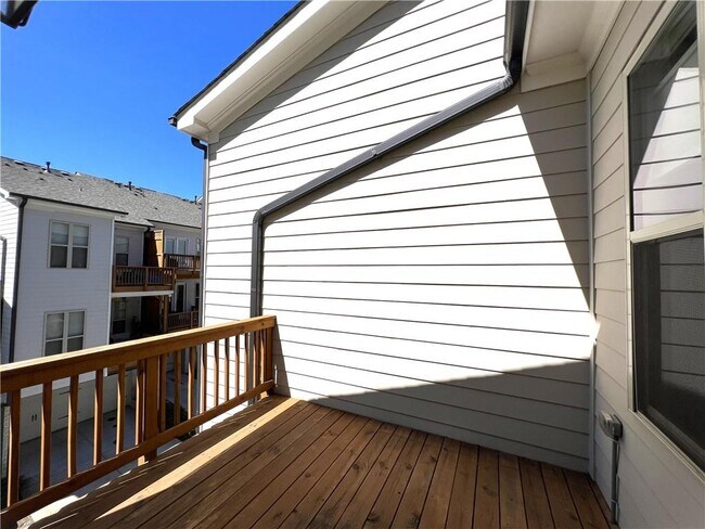 Building Photo - 4353 Parkside Pl