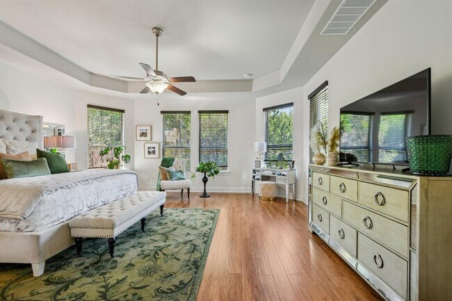 Building Photo - 124 S Sage Hollow