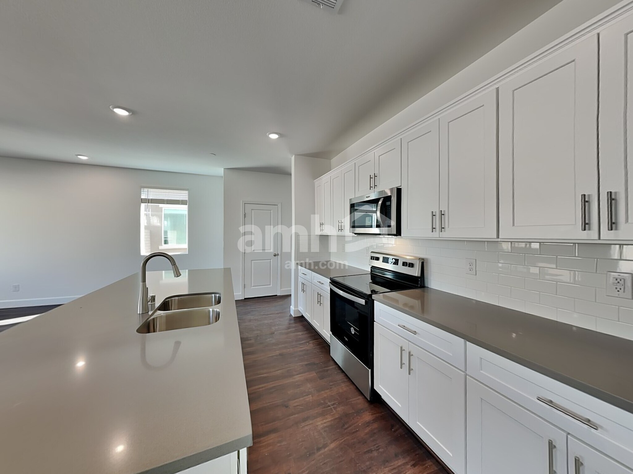 Building Photo - 124 Island Plumeria Ln