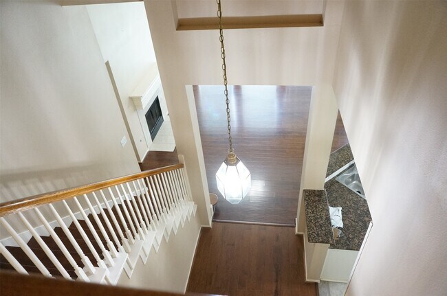 Building Photo - 2114 Madewood Dr