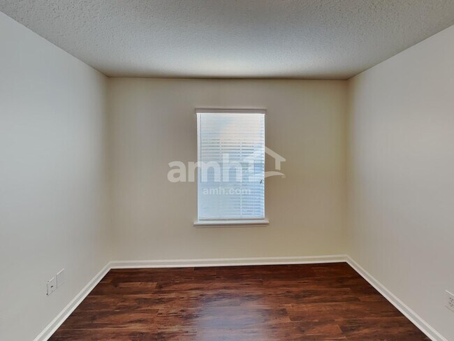 Building Photo - 3208 Timbertrail Ct