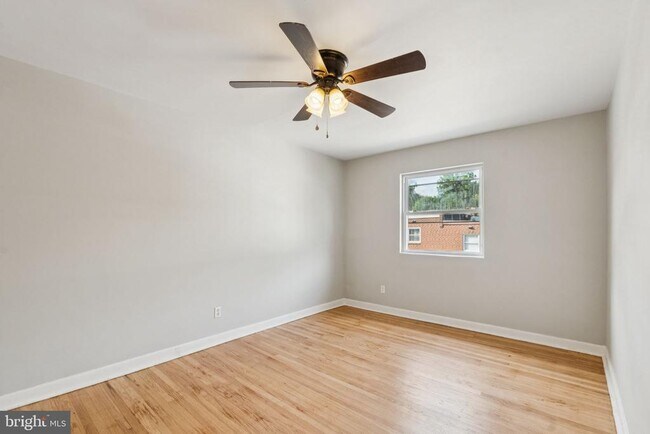 Building Photo - 7239 Haverford Ave