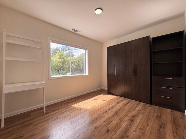 Building Photo - Exceptional Estate with Main Residence, Two ADUs & Office