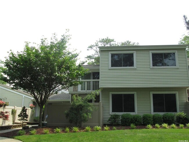 Primary Photo - 229 Springmeadow Dr