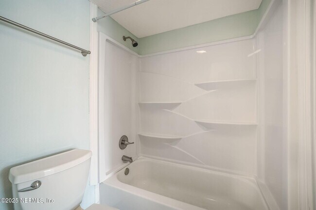 Building Photo - 6561 Mission Ct