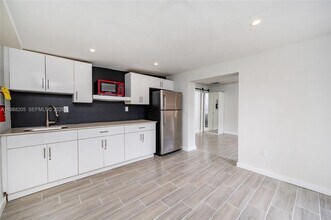 Building Photo - 10954 SW 157th Terrace