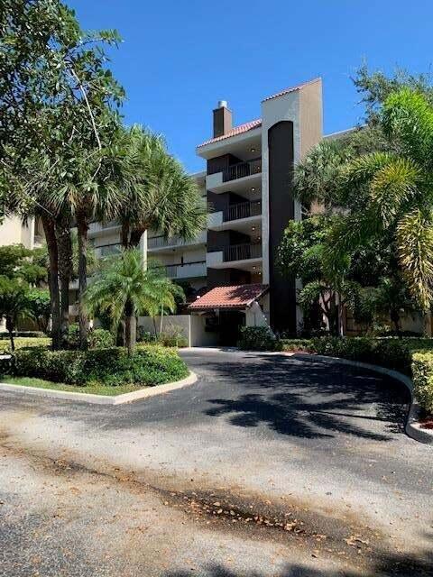 Building Photo - 955 Egret Cir