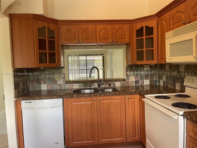 Building Photo - 2243 SW 80th Terrace