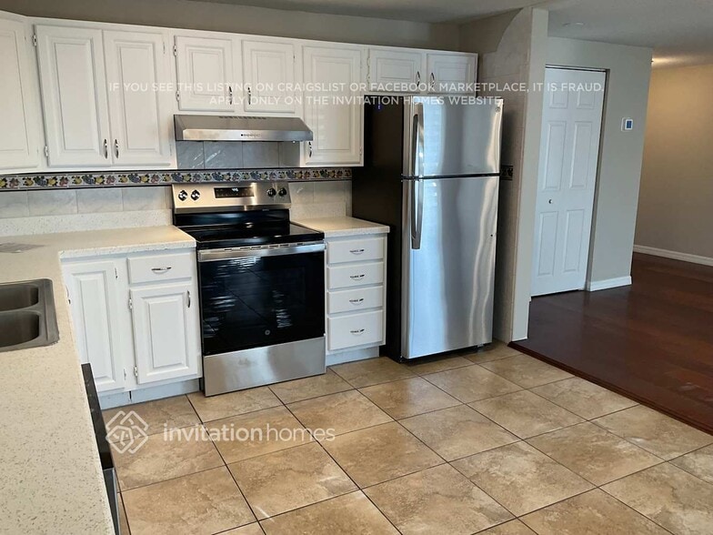 Building Photo - 6828 Eden Ln