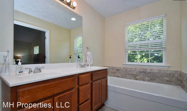 Building Photo - 3 br, 2.5 bath House - 1315 Harford Town D...
