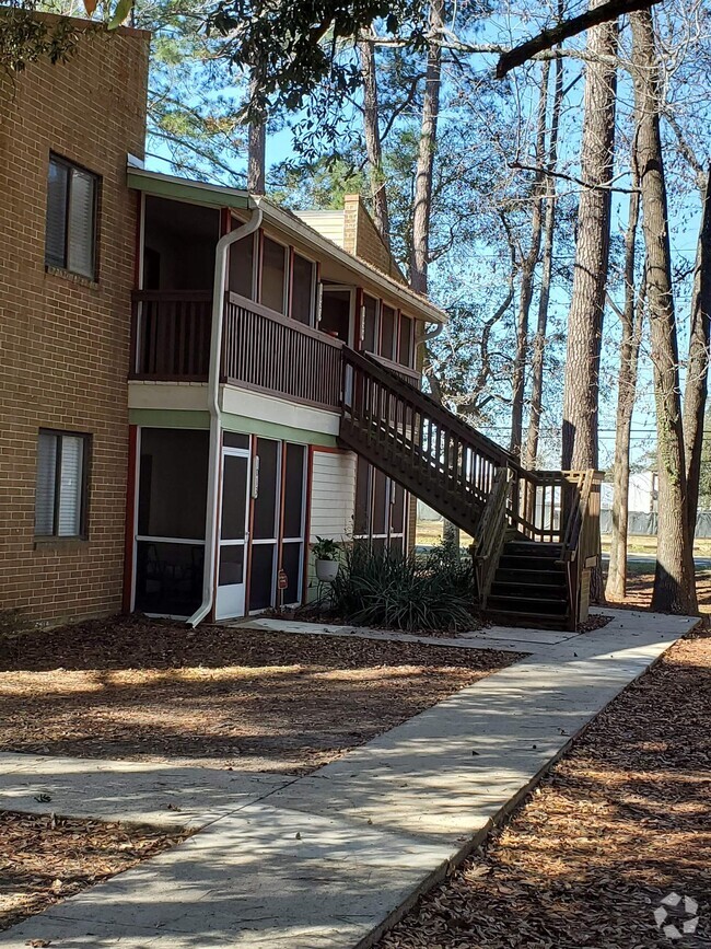 Building Photo - 317 Mabry St
