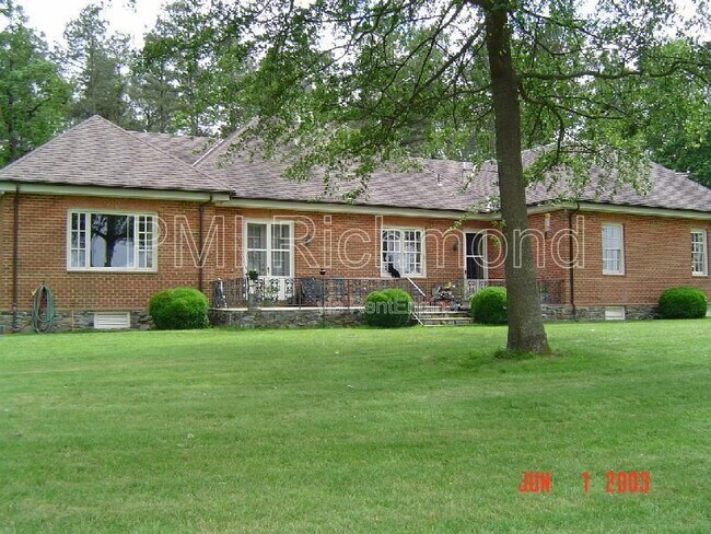 Building Photo - 9850 Old Sweet Hall Ferry Rd