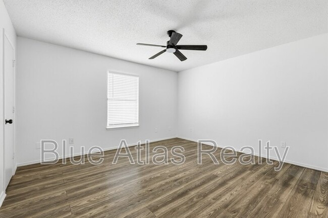 Building Photo - 6340 Mark Ct